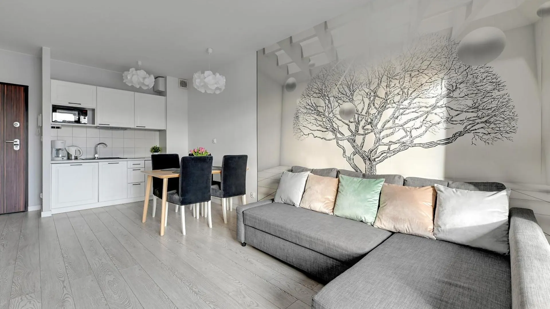 Staywin Aura Gdansk II 0*,  Poland